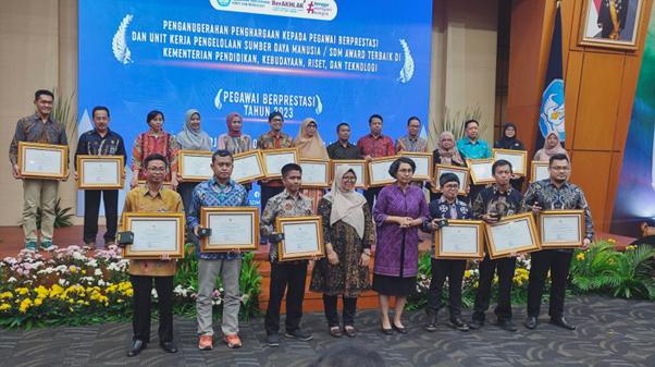 Lecturer Andri Prima Nugroho Receives Nomination for (4) Outstanding ...